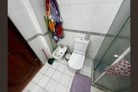 Apartamento à venda com 272m², 5 quartos e 5 vagasBanheiro da Suíte 3