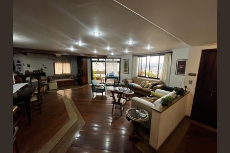 Apartamento à venda com 272m², 5 quartos e 5 vagasSala