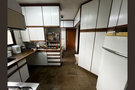 Apartamento à venda com 272m², 5 quartos e 5 vagasCozinha