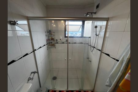 Apartamento à venda com 272m², 5 quartos e 5 vagasBanheiro da Suíte 2