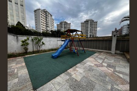 Apartamento à venda com 272m², 5 quartos e 5 vagasÁrea comum - Playground