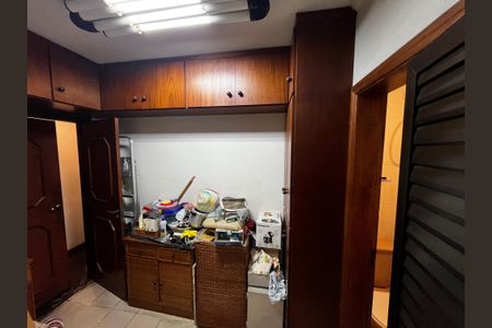 Apartamento à venda com 272m², 5 quartos e 5 vagasQuarto de Serviço