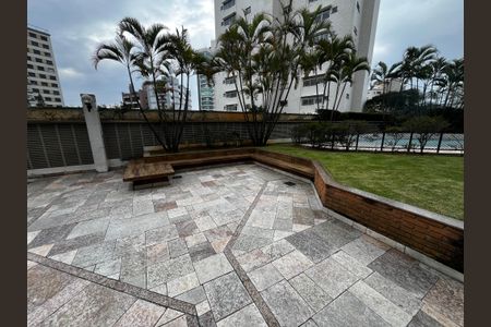 Apartamento à venda com 272m², 5 quartos e 5 vagasHall social