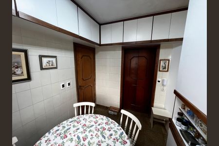 Apartamento à venda com 272m², 5 quartos e 5 vagasCozinha