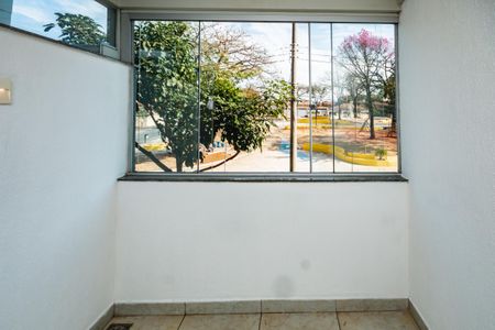 Apartamento à venda com 112m², 3 quartos e 1 vaga Apartamento à venda com 112m², 3 quartos e 1 vagaSala de Jantar