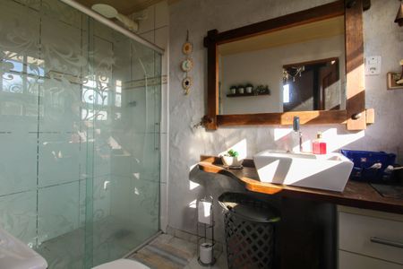 Casa para alugar com 550m², 5 quartos e 2 vagasCasa 1 - Banheiro