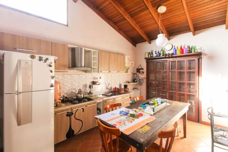 Casa para alugar com 550m², 5 quartos e 2 vagasCasa 1 - Sala/Cozinha