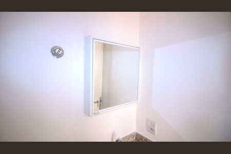 Apartamento à venda com 78m², 2 quartos e 2 vagasBanheiro da Suíte