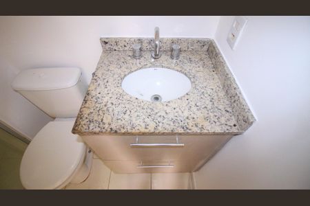 Apartamento à venda com 78m², 2 quartos e 2 vagasBanheiro da Suíte