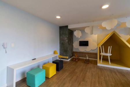 Apartamento à venda com 65m², 3 quartos e 1 vagaÁrea comum