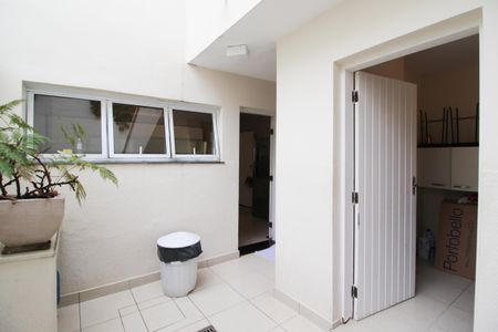 Casa à venda com 118m², 3 quartos e 3 vagas Casa à venda com 118m², 3 quartos e 3 vagasÁrea de Serviço