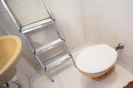 Casa à venda com 118m², 3 quartos e 3 vagas Casa à venda com 118m², 3 quartos e 3 vagasBanheiro de serviço