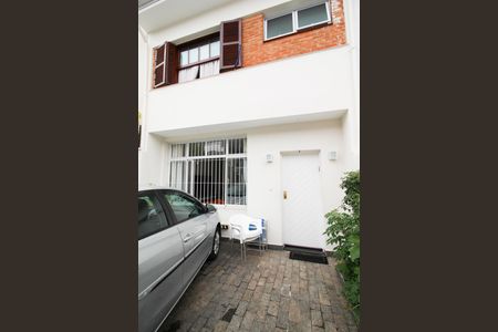 Casa à venda com 118m², 3 quartos e 3 vagas Casa à venda com 118m², 3 quartos e 3 vagasGaragem