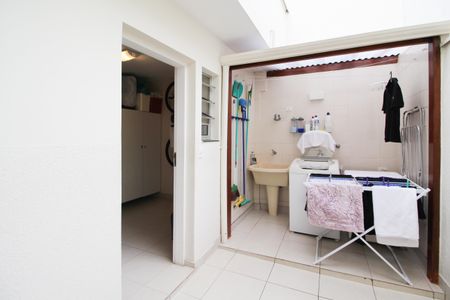 Casa à venda com 118m², 3 quartos e 3 vagas Casa à venda com 118m², 3 quartos e 3 vagasÁrea de Serviço