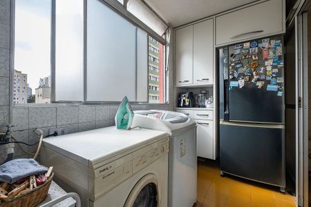 Apartamento à venda com 120m², 3 quartos e 1 vaga Apartamento à venda com 120m², 3 quartos e 1 vagaLavanderia