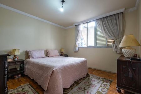 Apartamento à venda com 120m², 3 quartos e 1 vaga Apartamento à venda com 120m², 3 quartos e 1 vagaSuíte