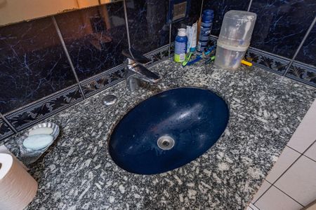 Apartamento à venda com 120m², 3 quartos e 1 vaga Apartamento à venda com 120m², 3 quartos e 1 vagaBanheiro social