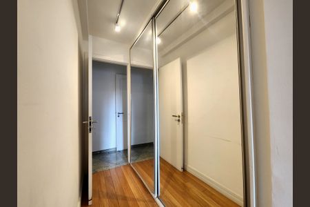 Apartamento à venda com 106m², 3 quartos e 2 vagasSuíte