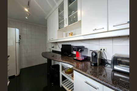 Apartamento à venda com 106m², 3 quartos e 2 vagasCozinha