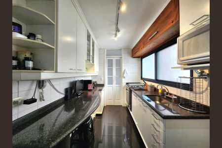 Apartamento à venda com 106m², 3 quartos e 2 vagasCozinha