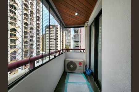 Varanda de apartamento à venda com 3 quartos, 106m² em Indianópolis, São Paulo