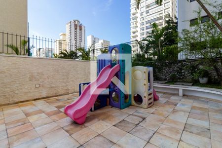 Apartamento à venda com 106m², 3 quartos e 2 vagasÁrea comum - Playground