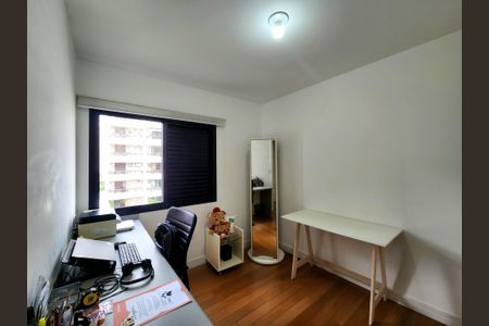 Apartamento à venda com 106m², 3 quartos e 2 vagasQuarto 2