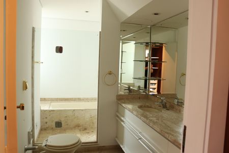 Apartamento à venda com 542m², 5 quartos e 4 vagasBanheiro