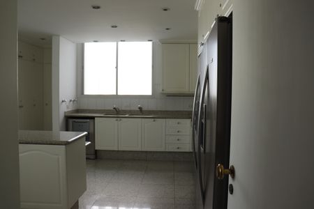 Apartamento à venda com 542m², 5 quartos e 4 vagasCozinha