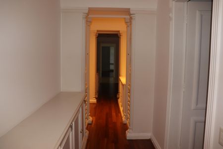 Apartamento à venda com 542m², 5 quartos e 4 vagasCorredor