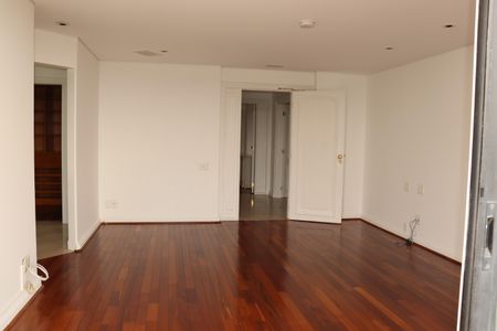 Apartamento à venda com 542m², 5 quartos e 4 vagasQuarto