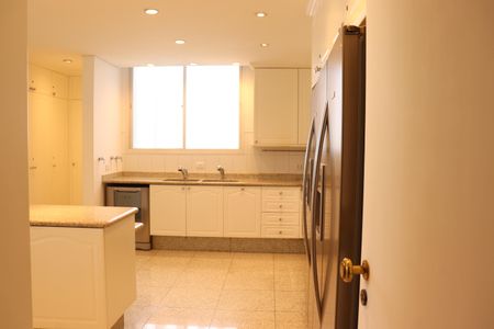 Cozinha de apartamento à venda com 5 quartos, 542m² em Santo Amaro, São Paulo
