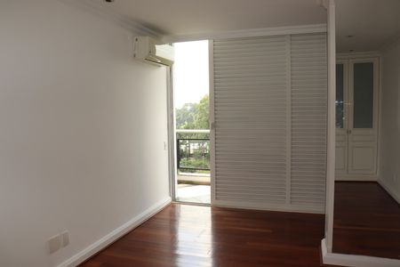 Apartamento à venda com 542m², 5 quartos e 4 vagasQuarto 2