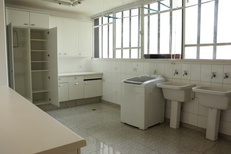 Apartamento à venda com 542m², 5 quartos e 4 vagasLavanderia