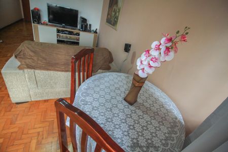 Apartamento à venda com 62m², 2 quartos e sem vagaSala