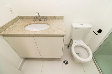 Apartamento à venda com 73m², 2 quartos e 1 vaga Apartamento à venda com 73m², 2 quartos e 1 vagaBanheiro da Suíte