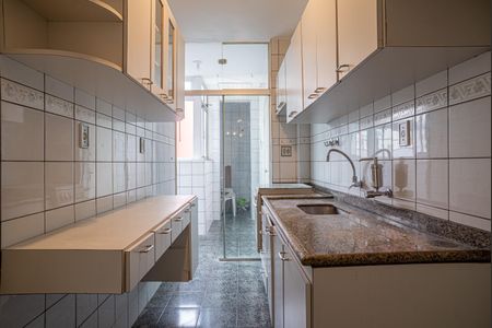 Apartamento à venda com 80m², 2 quartos e sem vagaCozinha