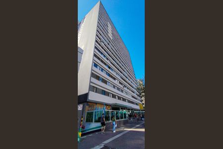 Apartamento à venda com 80m², 2 quartos e sem vagaFachada