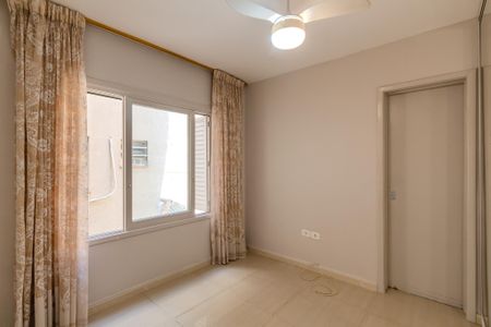 Suíte de apartamento à venda com 1 quarto, 40m² em Centro Histórico, Porto Alegre