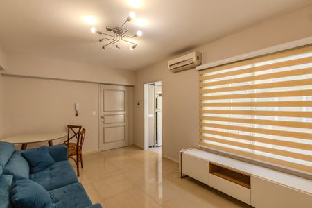 Sala de apartamento à venda com 1 quarto, 40m² em Centro Histórico, Porto Alegre