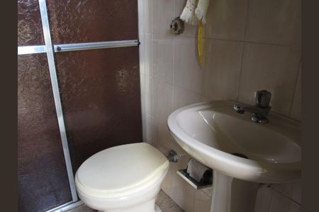 Casa à venda com 175m², 3 quartos e 2 vagasBanheiro Externo