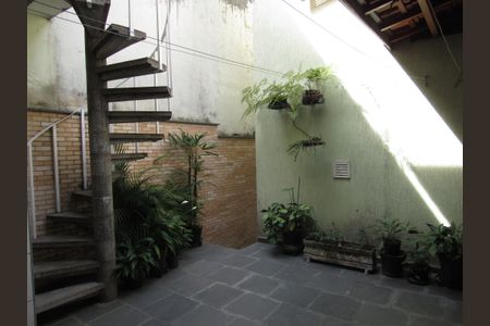 Casa à venda com 175m², 3 quartos e 2 vagasÁrea Externa