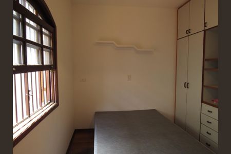 Casa à venda com 175m², 3 quartos e 2 vagasQuarto 1