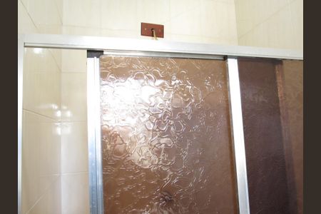 Casa à venda com 175m², 3 quartos e 2 vagasBanheiro Externo