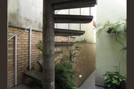 Casa à venda com 175m², 3 quartos e 2 vagasÁrea Externa