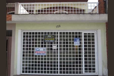 Casa à venda com 175m², 3 quartos e 2 vagasFachada