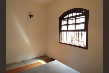 Casa à venda com 175m², 3 quartos e 2 vagasQuarto 1