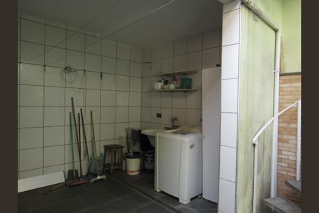 Casa à venda com 175m², 3 quartos e 2 vagasÁrea de Serviço