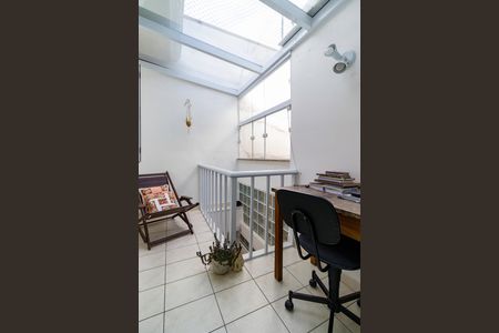 Casa de condomínio à venda com 111m², 3 quartos e 2 vagas Casa de condomínio à venda com 111m², 3 quartos e 2 vagasVaranda do Quarto