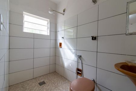 Casa à venda com 391m², 4 quartos e 2 vagasBanheiro 2